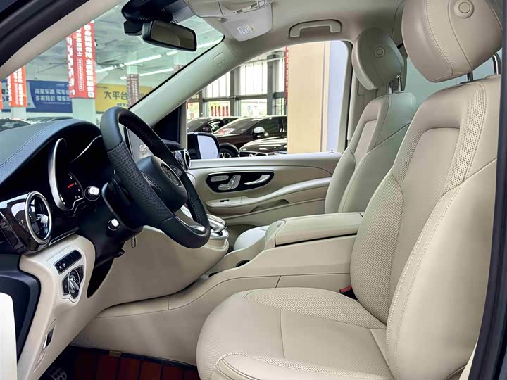 Mercedes-Benz V-Class 2018 V 260 L V — фото 7