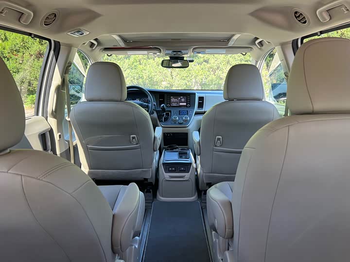 Toyota SIENNA 2019 3.5 L AT — фото 13