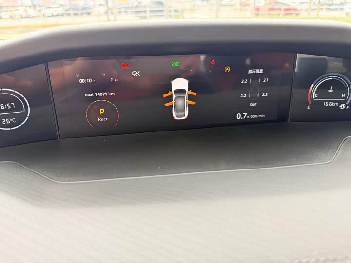 Changan UNI-V 2023 1.5 T Premium — фото 20