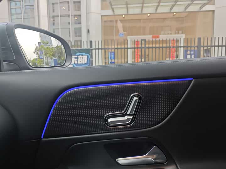 Mercedes-Benz GLA 2022 GLA 200 — фото 8