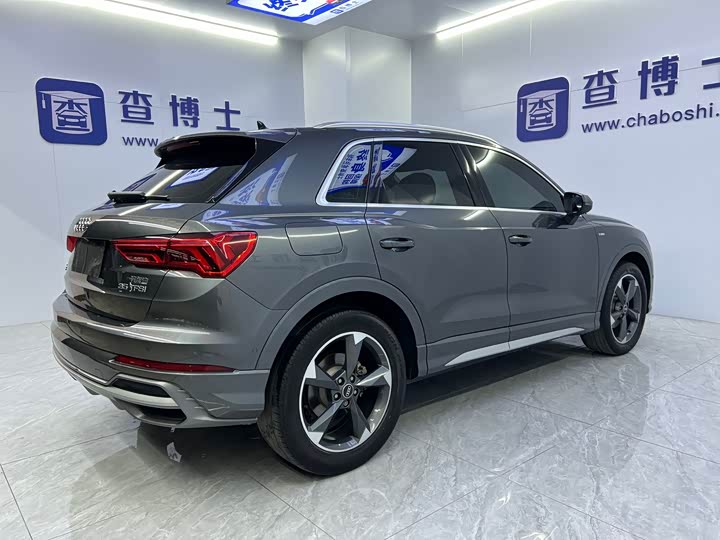 Audi Q3 2023 35 TFSI (1.4 T) — фото 14