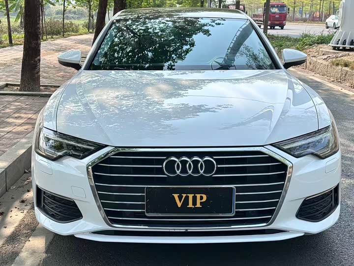Audi A6L 2020 45 TFSI — фото 2