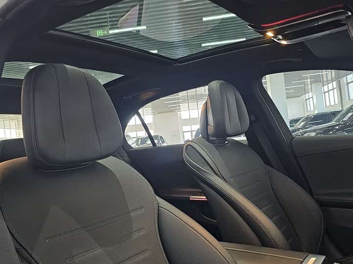 Mercedes-Benz C-Class 2023 C 260 L — фото 17