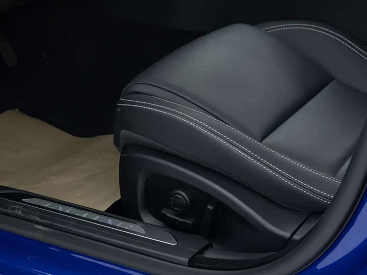 Jaguar XEL 2020 2.0 T 200 PS R-DYNAMIC S — фото 22