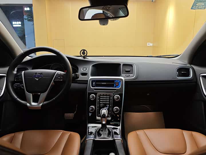 Volvo S60 2018 S 60 L T 3 — фото 19