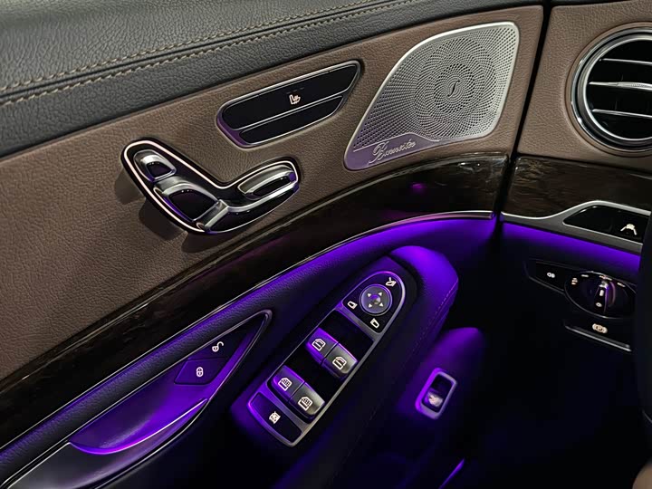 Mercedes-Benz S-Class S 320 L — фото 8