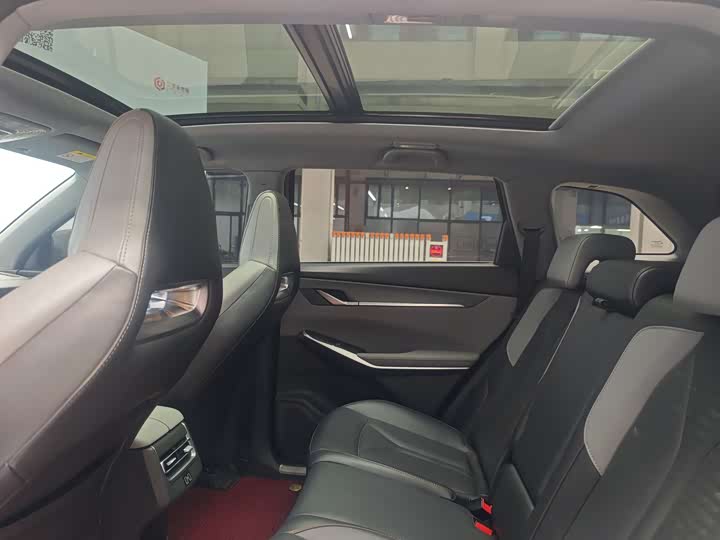 Changan CS75 PLUS 2022 1.5 T ATPremium — фото 18