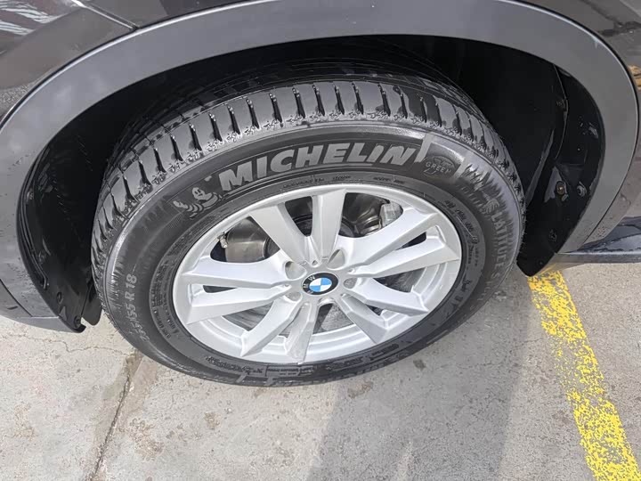 BMW X5 2014 x Drive 35i Leading — фото 8