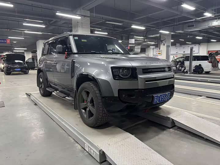 Land Rover Defender — фото 3