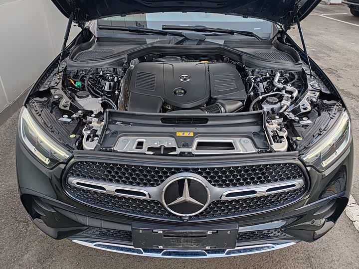 Mercedes-Benz GLC 2025 350 e L 4 MATIC — фото 13