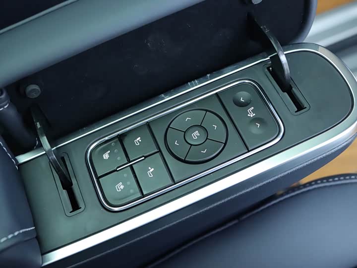 Trumpchi M8 2021 390 T — фото 17