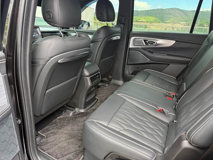 Trumpchi GS8 2022 2.0 TGDI 2 WD ( ) — фото 33
