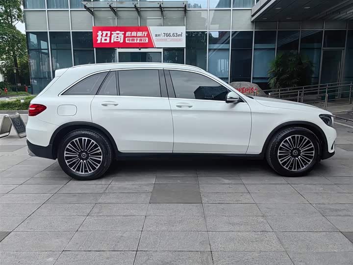 Mercedes-Benz GLC 200 L 4MATIC — фото 4
