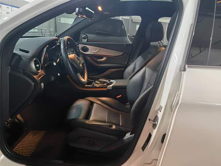 Mercedes-Benz GLC 200 L 4MATIC — фото 14