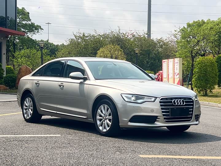 Audi A6L 2015 TFSI — фото 3