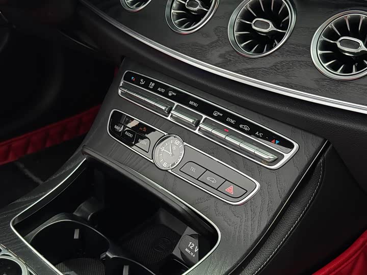 Mercedes-Benz E-Class 2018 E 200 4 MATIC — фото 21