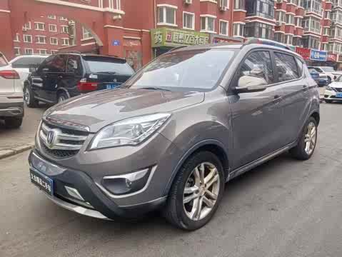 Changan CS35 2016 1.6 L ATLuxury V — фото 10