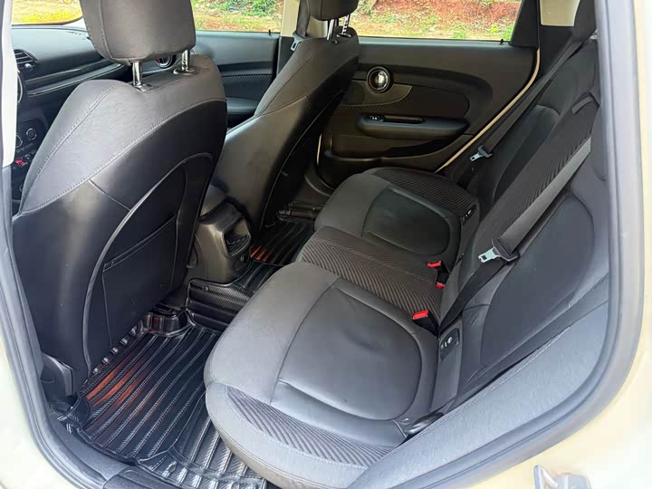 MINI Clubman — фото 5