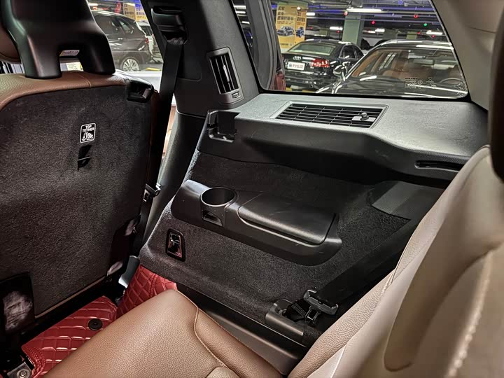 Volvo XC90 2019 T 5 7 VI — фото 41