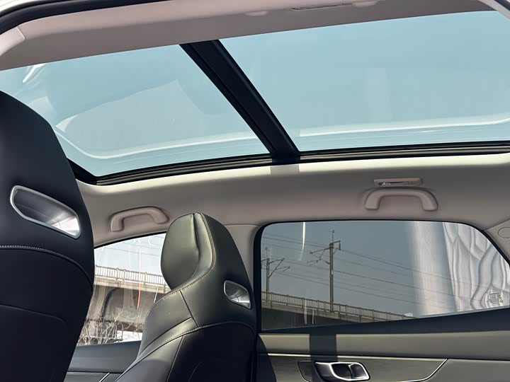 Changan UNI-K 2021 2.0 T Premium — фото 10