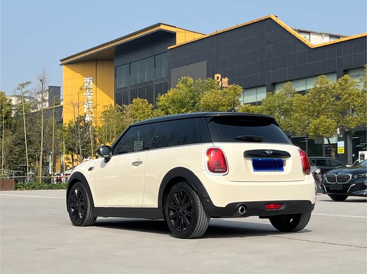 MINI Hatch — фото 19