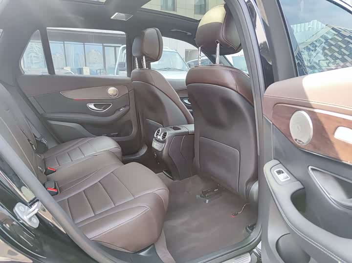 Mercedes-Benz GLC 2022 GLC 260 L 4 MATIC — фото 15