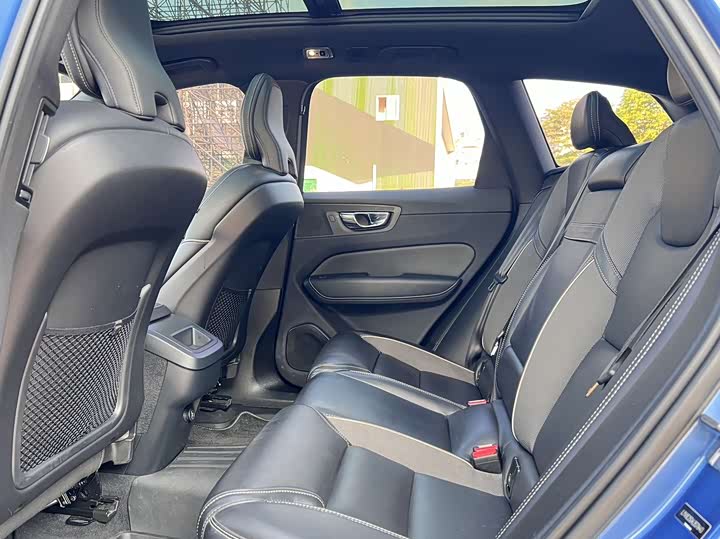 Volvo XC60 2020 T 5 4 WD — фото 17