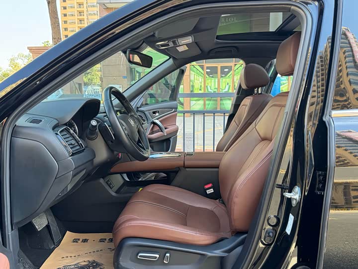 Honda UR-V 2023 370 TURBO 4 WD — фото 4