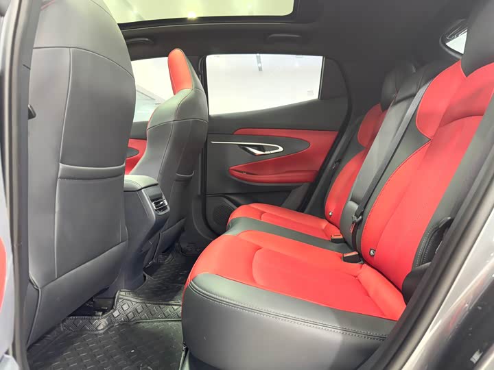Changan UNI-T 2022 1.5 T Premium — фото 6