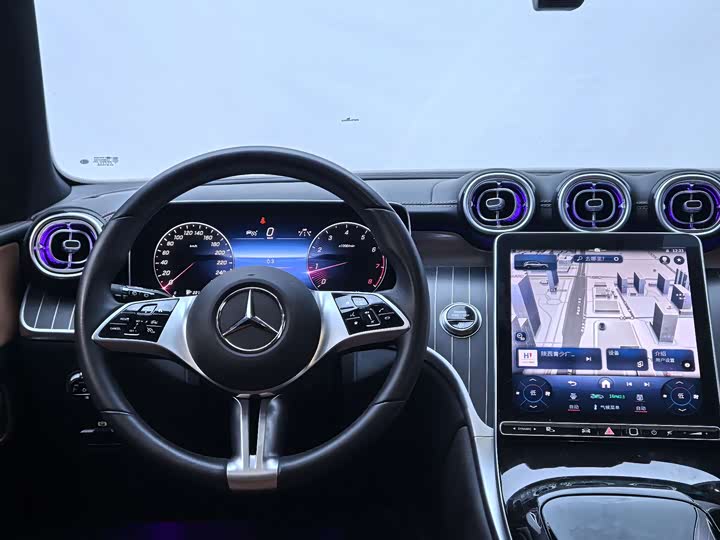 Mercedes-Benz GLC — фото 15