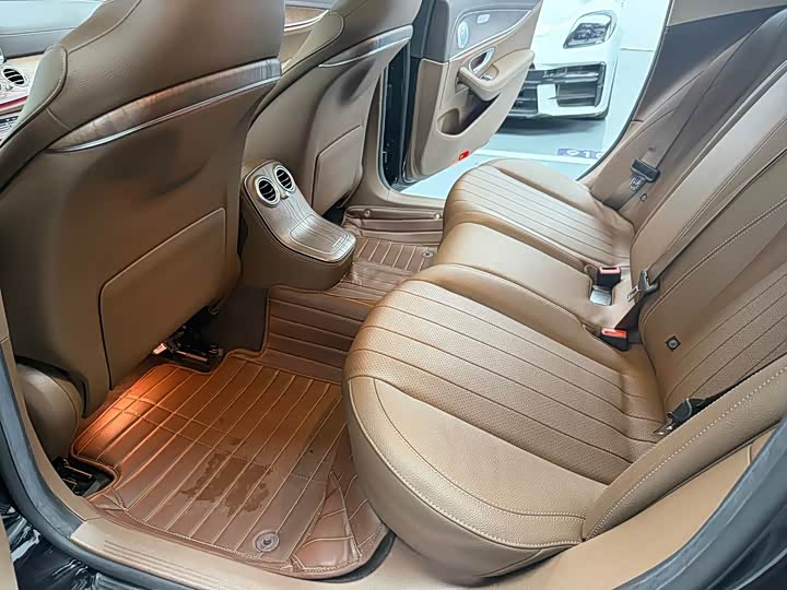 Mercedes-Benz E-Class E 300 L люкс — фото 12