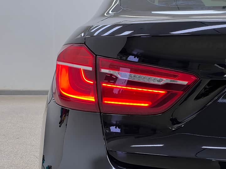 BMW X6 2019 x Drive 28i M — фото 11