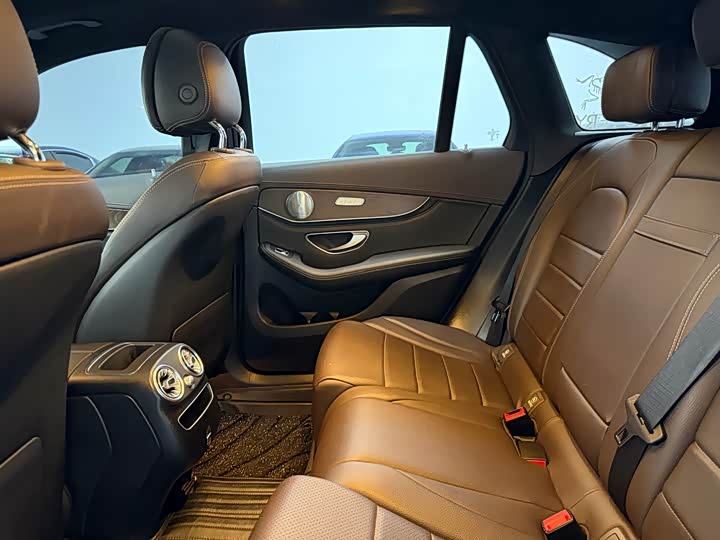Mercedes-Benz GLC 260 L 4MATIC люкс — фото 8