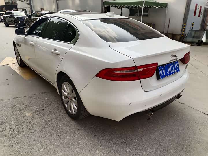 Jaguar XEL 2019 2.0 T 200 PS — фото 13