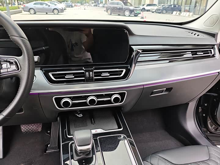 Hongqi HS5 2023 2.0 T Pro 50 — фото 27