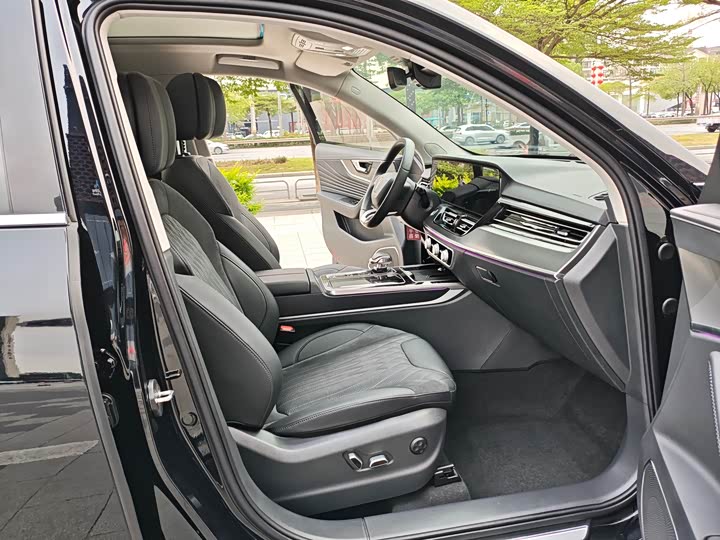 Hongqi HS5 2023 2.0 T Pro 50 — фото 12