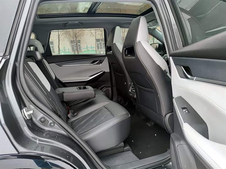 Changan CS75 PLUS 2023 2.0 T ATFlagship — фото 11