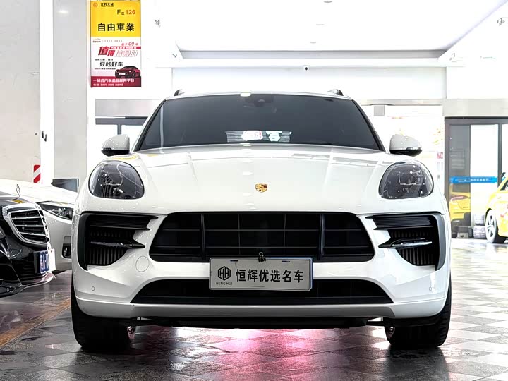 Porsche Macan 2020 Macan GTS 2.9 T — фото 2