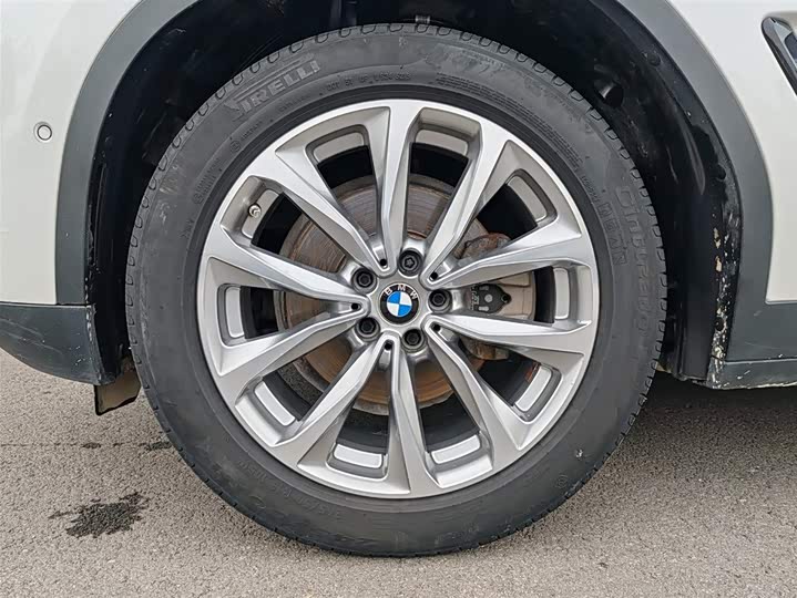 BMW X3 2020 x Drive 25i — фото 8