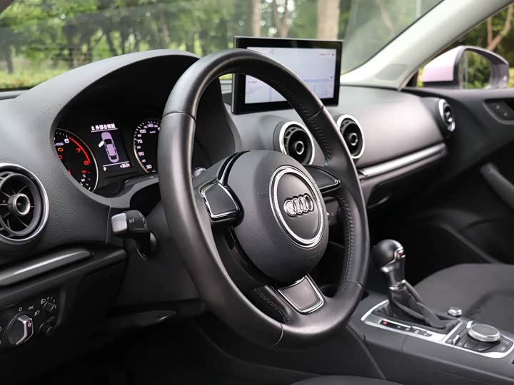 Audi A3 2016 Limousine 35 TFSI — фото 24
