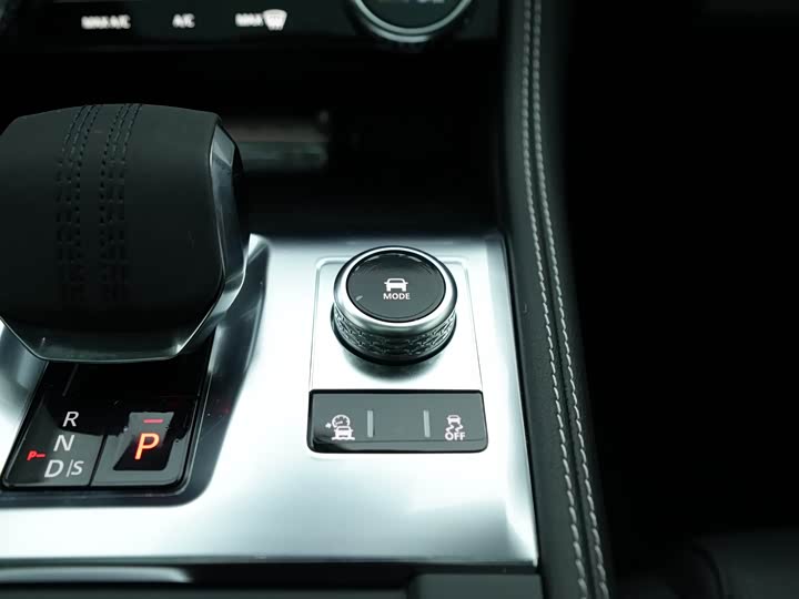 Jaguar F-PACE 2021 250 PS R-Dynamic S — фото 15