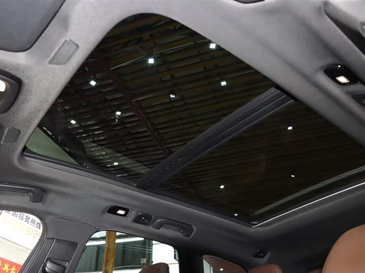 Volvo XC60 2022 B 5 4 WD — фото 16