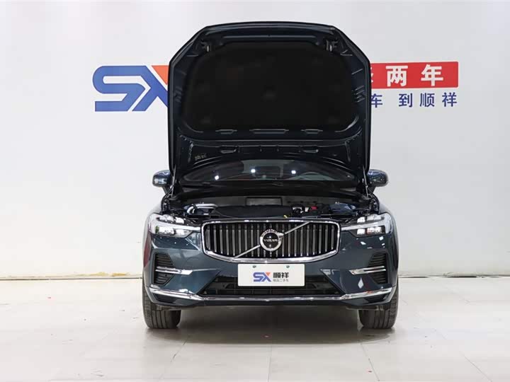 Volvo XC60 2022 B 5 4 WD — фото 18