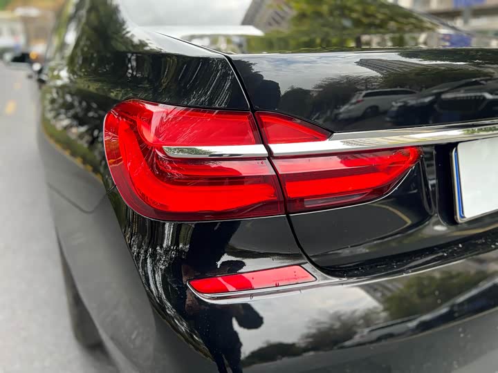 BMW 7-Series 2018 740 Li Leading M — фото 14