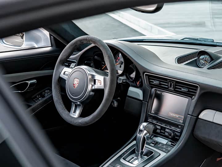 Porsche 911 2013 GT 3.8 L — фото 13