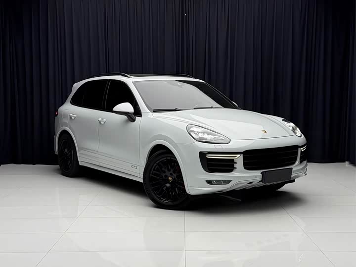 Porsche Cayenne 2015 Cayenne GTS 3.6 T — фото 3