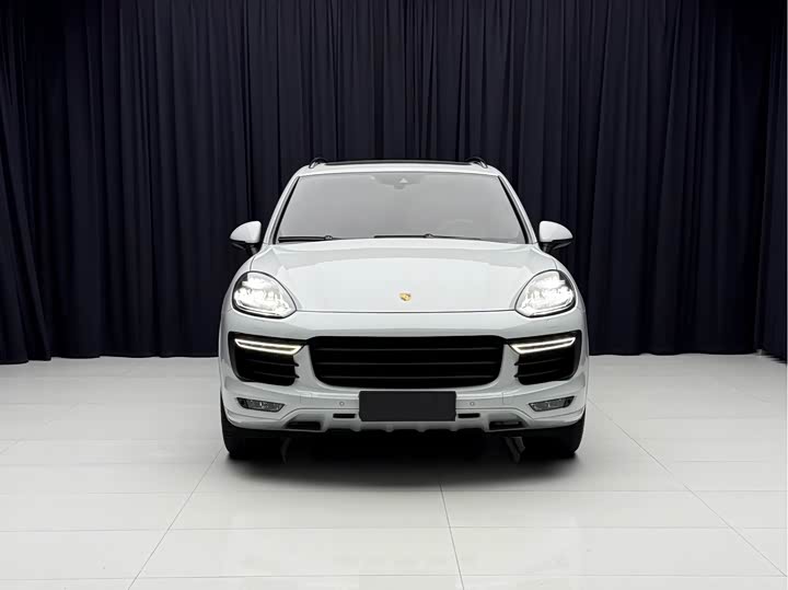 Porsche Cayenne 2015 Cayenne GTS 3.6 T — фото 2