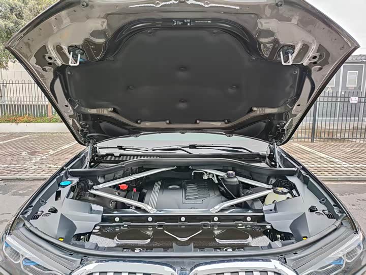 BMW X7 2020 x Drive 40i — фото 25