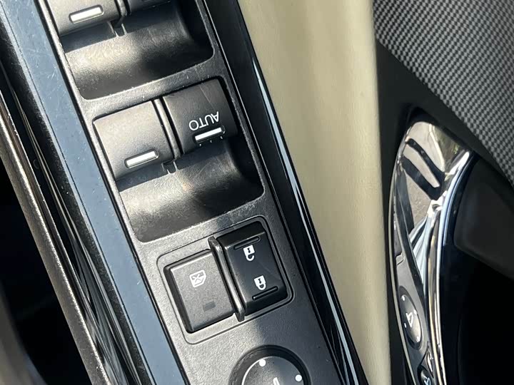 Honda Spirior — фото 22