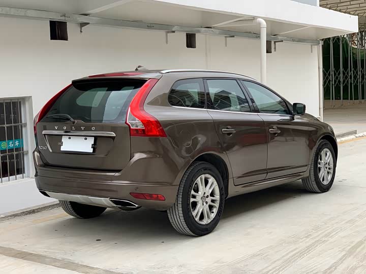 Volvo XC60 2015 T 5 — фото 13